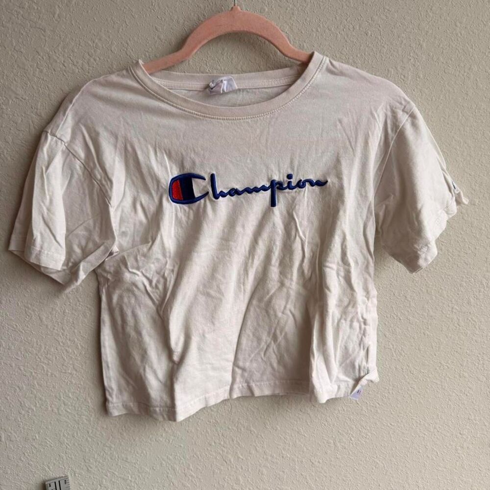 Champion Women's Cream and White Crop-top